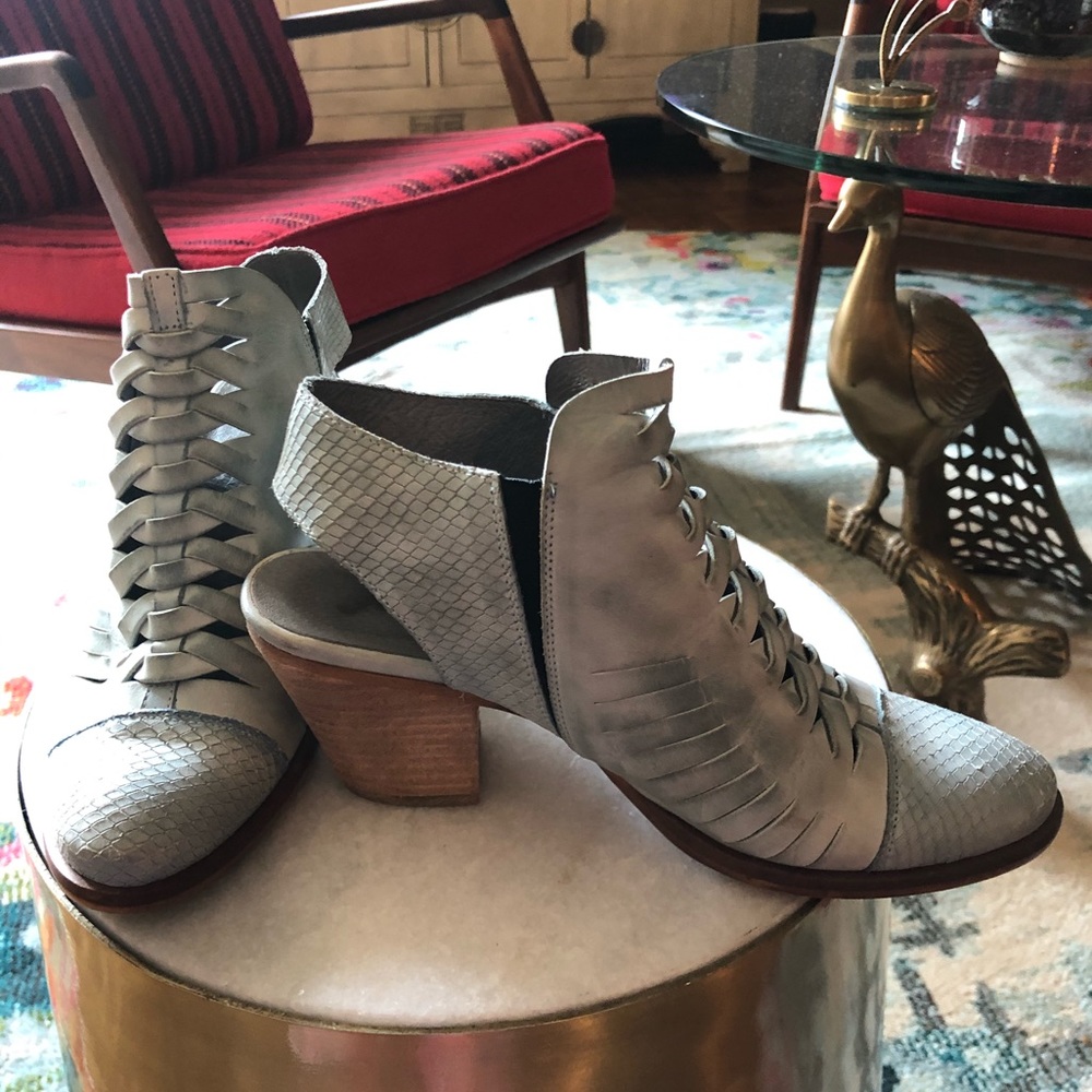 Free People bootie